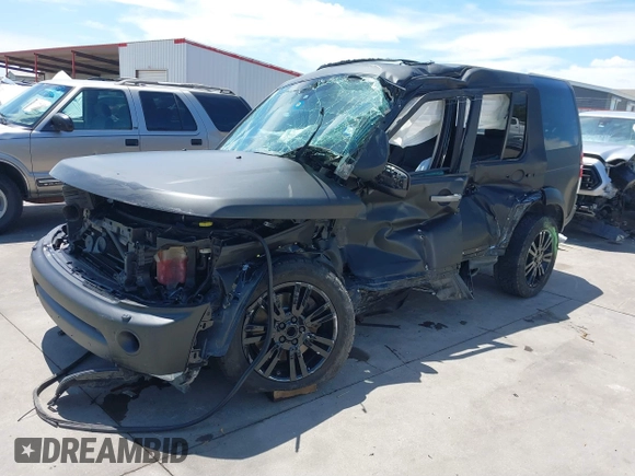 2011 Land Rover LR4 HSE with VIN SALAG2D48BA571623, listed as a IAAI auction lot 40124664 with 158,504 mi miles and . Bid and sale history available at DreamBid. Image 2.