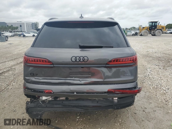 2023 Audi Q7 Premium Plus z VIN WA1LCBF71PD023112, wystawiony jako Copart lot #56709605 z przebiegiem 15 683 mil mil oraz Nie do naprawy • Non repairable. Historia ofert i sprzedaży dostępna na DreamBid. Obrazek 6.