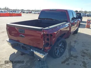 2008 Chevrolet Silverado 1500 1LT with VIN 3GCEC13J48G299099, listed as a IAAI auction lot 41309716 with 199,215 mi miles and . Bid and sale history available at DreamBid. Image 4.
