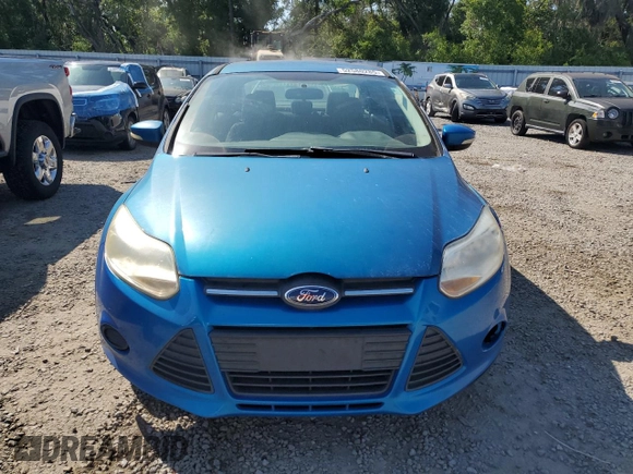 2014 Ford Focus SE with VIN 1FADP3F20EL135711, listed as a Copart auction lot 52580285 with 259,824 mi miles and Clean Title. Bid and sale history available at carsss.com. Image 5.