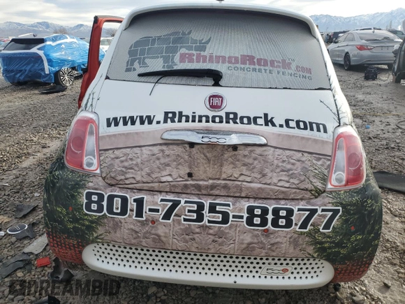 2016 FIAT 500e with VIN 3C3CFFGE0GT180310, listed as a Copart auction lot 87193504 with 43,999 mi miles and Salvage title. Bid and sale history available at DreamBid. Image 6.