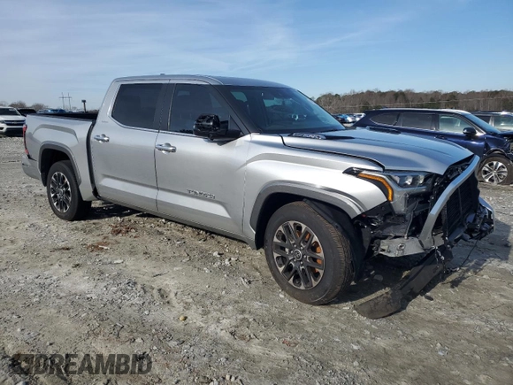 2024 Toyota Tundra Limited Hybrid z VIN 5TFJC5DB7RX074962, wystawiony jako Copart lot #88689145 z przebiegiem 7 853 mil mil oraz Szkoda całkowita • Salvage title. Historia ofert i sprzedaży dostępna na DreamBid. Obrazek 4.