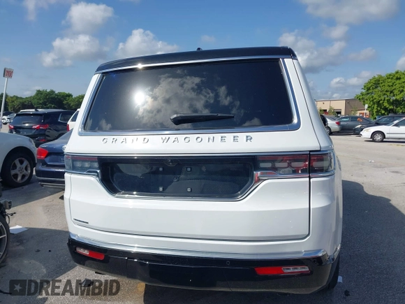 2023 Jeep Grand Wagoneer z VIN 1C4SJVEJ7PS570435, wystawiony jako IAAI lot #42289466 z przebiegiem Nie podano mil oraz . Historia ofert i sprzedaży dostępna na DreamBid. Obrazek 16.