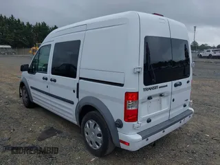 2013 Ford Transit Connect XLT z VIN NM0LS6BN8DT176539, wystawiony jako IAAI lot #42179810 z przebiegiem 94 223 mil mil oraz . Historia ofert i sprzedaży dostępna na DreamBid. Obrazek 3.