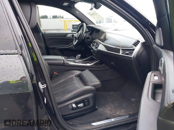 2019 BMW X7 xDrive50i z VIN 5UXCX4C58KLS35818, wystawiony jako IAAI lot #41750098 z przebiegiem 69 661 mil mil oraz . Historia ofert i sprzedaży dostępna na DreamBid. Obrazek 5.