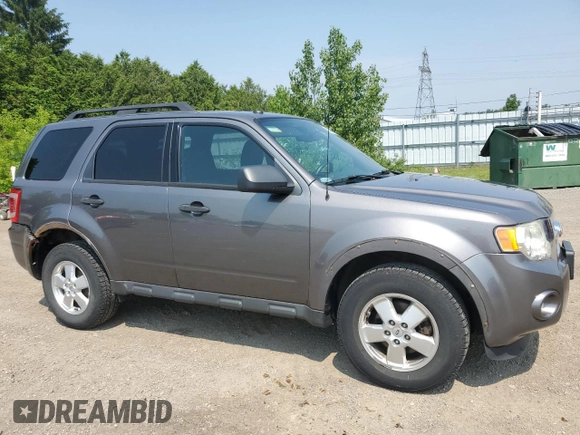 2012 Ford Escape XLT z VIN 1FMCU9DG8CKB35535, wystawiony jako Copart lot #60202675 z przebiegiem 205 750 mil mil oraz Szkoda całkowita • Salvage title. Historia ofert i sprzedaży dostępna na DreamBid. Obrazek 4.