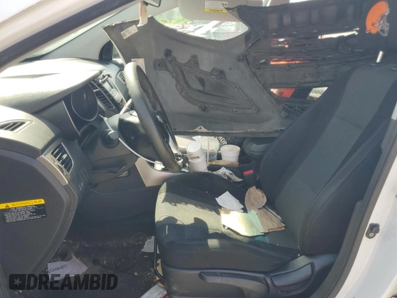 2017 Hyundai Elantra z VIN KMHD35LHXHU381525, wystawiony jako Copart lot #54677875 z przebiegiem 121 960 mil mil oraz Szkoda całkowita • Salvage title. Historia ofert i sprzedaży dostępna na DreamBid. Obrazek 7.