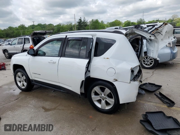 2016 Jeep Compass Sport с VIN 1C4NJDBB8GD639738, выставлен на аукционе Copart как лот 54832835 с пробегом 100 400 миль миль и На запчасти • Non repairable. История ставок и продаж доступна на DreamBid. Изображение 2.