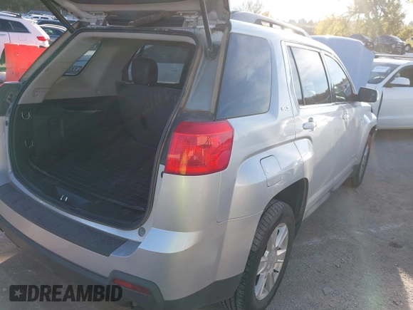 2013 GMC Terrain SLT with VIN 2GKFLUE31D6160269, listed as a IAAI auction lot 40938200 with 201,060 mi miles and . Bid and sale history available at carsss.com. Image 4.