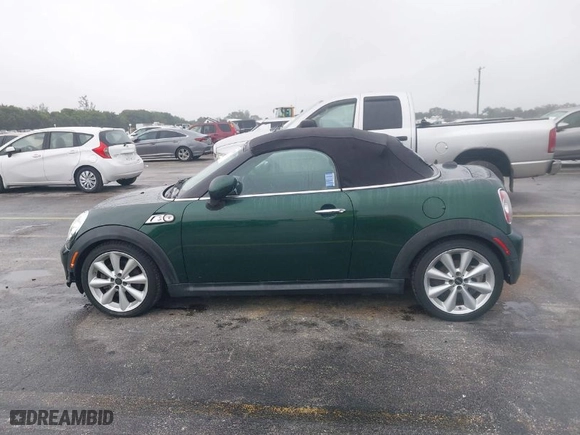 2013 MINI Cooper Roadster S with VIN WMWSY3C56DT593570, listed as a IAAI auction lot 41417078 with NaN miles. Bid and sale history available at carsss.com. Image 14.