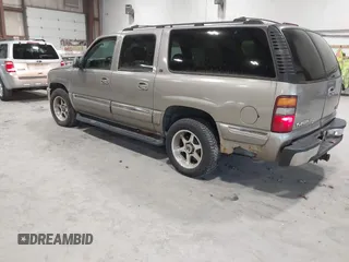 2001 GMC Yukon XL SLE with VIN 1GKFK16T11J220078, listed as a IAAI auction lot 41814254 with 221,210 mi miles. Bid and sale history available at carsss.com. Image 3.