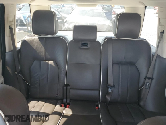 2011 Land Rover Range Rover HSE with VIN SALME1D41BA350040, listed as a Copart auction lot 57609055 with 137,440 mi miles and Clean title. Bid and sale history available at DreamBid. Image 10.