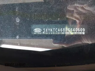 2015 Kia Sorento LX with VIN 5XYKTCA68FG640609, listed as a IAAI auction lot 41902622 with 140,514 mi miles. Bid and sale history available at carsss.com. Image 9.