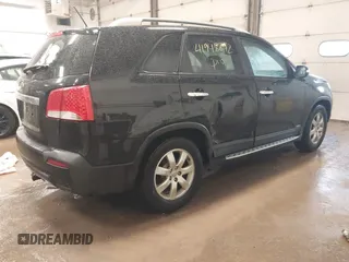 2012 Kia Sorento LX with VIN 5XYKTDA22CG283040, listed as a IAAI auction lot 41948892 with 266,330 mi miles. Bid and sale history available at carsss.com. Image 4.