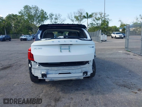 2019 Volvo XC90 Inscription with VIN YV4A22PL8K1473682, listed as a IAAI auction lot 41999191 with 47,334 mi miles. Bid and sale history available at carsss.com. Image 17.