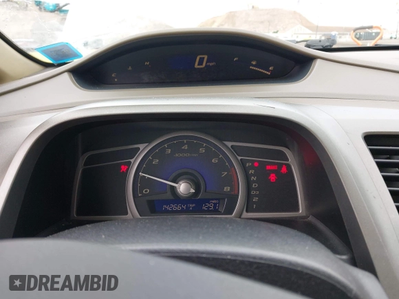 2006 Honda Civic LX with VIN 1HGFA16556L084177, listed as a IAAI auction lot 42053325 with 142,664 mi miles and . Bid and sale history available at DreamBid. Image 7.