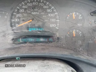 2004 Chevrolet Avalanche Z71 with VIN 3GNEK12T24G138368, listed as a IAAI auction lot 41989295 with 258,351 mi miles. Bid and sale history available at carsss.com. Image 7.