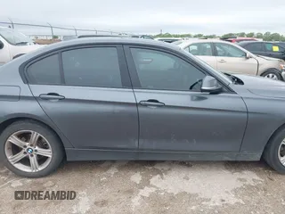 2014 BMW 3 Series 328i z VIN WBA3A5G52ENP31707, wystawiony jako IAAI lot #41944963 z przebiegiem 158 180 mil mil oraz . Historia ofert i sprzedaży dostępna na DreamBid. Obrazek 13.