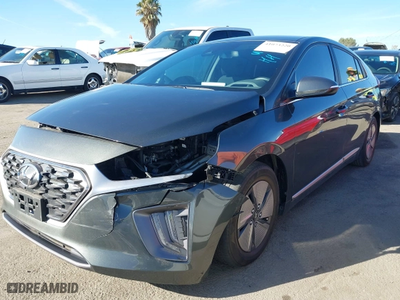 2022 Hyundai Ioniq Hybrid SE with VIN KMHC75LCXNU271168, listed as a IAAI auction lot 41073220 with 31,890 mi miles. Bid and sale history available at carsss.com. Image 18.