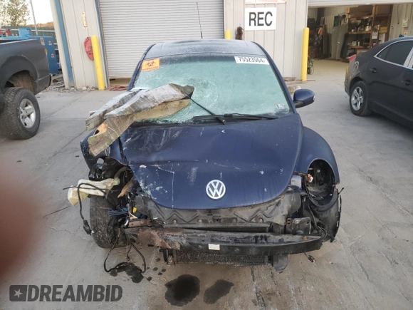 2006 Volkswagen Beetle with VIN 3VWSG31C16M421520, listed as a Copart auction lot 75523964 with Not Provided miles and Salvage Title. Bid and sale history available at DreamBid. Image 5.