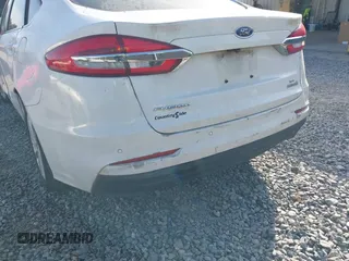 2019 Ford Fusion SE with VIN 3FA6P0LU6KR152166, listed as a IAAI auction lot 42086365 with 158,557 mi miles and . Bid and sale history available at DreamBid. Image 20.