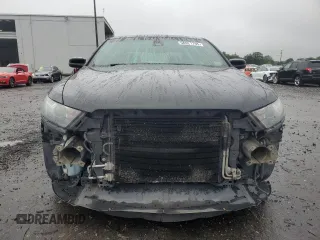 2013 Ford Taurus SHO z VIN 1FAHP2KTXDG168636, wystawiony jako Copart lot #56921795 z przebiegiem 121 103 mil mil oraz Szkoda całkowita • Salvage title. Historia ofert i sprzedaży dostępna na DreamBid. Obrazek 5.
