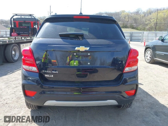 2022 Chevrolet Trax LT with VIN KL7CJPSM7NB568709, listed as a IAAI auction lot 42061802 with 28,995 mi miles and . Bid and sale history available at DreamBid. Image 17.