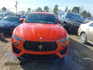 2023 Maserati Levante S with VIN ZN661YUS1PX423803, listed as a IAAI auction lot 41421215 with 7,763 mi miles. Bid and sale history available at carsss.com. Image 13.