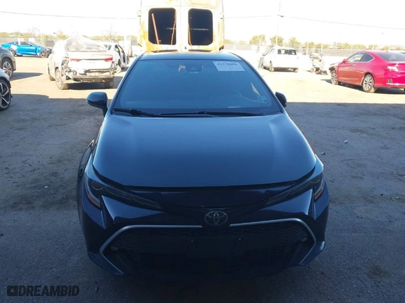 2021 Toyota Corolla Hatchback XSE with VIN JTNC4MBE0M3106000, listed as a IAAI auction lot 41278096 with 67,999 mi miles. Bid and sale history available at carsss.com. Image 13.
