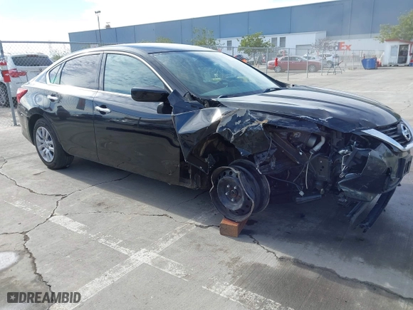 2016 Nissan Altima 2.5 SL with VIN 1N4AL3APXGC138765, listed as a IAAI auction lot 41540035 with 114,966 mi miles. Bid and sale history available at carsss.com. Image 1.