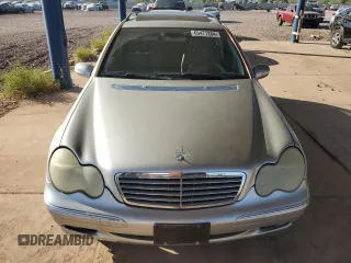 2004 Mercedes-Benz C 240 with VIN WDBRH61J64F464874, listed as a Copart auction lot 65477264 with 184,239 mi miles and Salvage title. Bid and sale history available at DreamBid. Image 5.