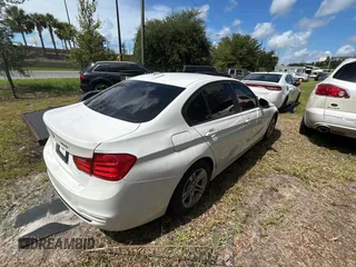 2013 BMW 3 Series 328i с VIN WBA3C1G52DNR44674, выставлен на аукционе Copart как лот 65596255 с пробегом Не указан миль и Чистый • Clean title. История ставок и продаж доступна на DreamBid. Изображение 4.