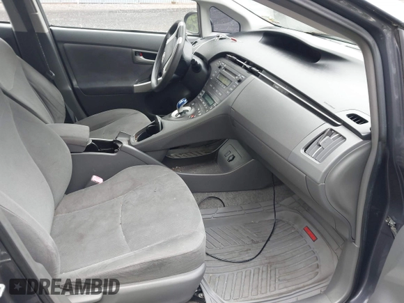 2010 Toyota Prius II z VIN JTDKN3DU9A0141787, wystawiony jako IAAI lot #42375817 z przebiegiem 270 502 mil mil oraz . Historia ofert i sprzedaży dostępna na DreamBid. Obrazek 5.