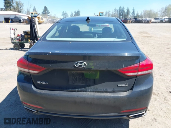 2015 Hyundai Genesis 3.8L with VIN KMHGN4JE7FU071677, listed as a IAAI auction lot 42068198 with 144,271 mi miles. Bid and sale history available at carsss.com. Image 16.
