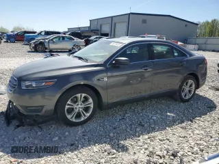 2017 Ford Taurus SEL z VIN 1FAHP2E85HG130308, wystawiony jako Copart lot #56376635 z przebiegiem 123 985 mil mil oraz Czysty tytuł • Clean title. Historia ofert i sprzedaży dostępna na DreamBid. Obrazek 1.
