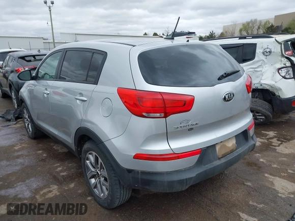 2015 Kia Sportage LX with VIN KNDPB3ACXF7727178, listed as a IAAI auction lot 41833374 with 189,297 mi miles and . Bid and sale history available at carsss.com. Image 3.