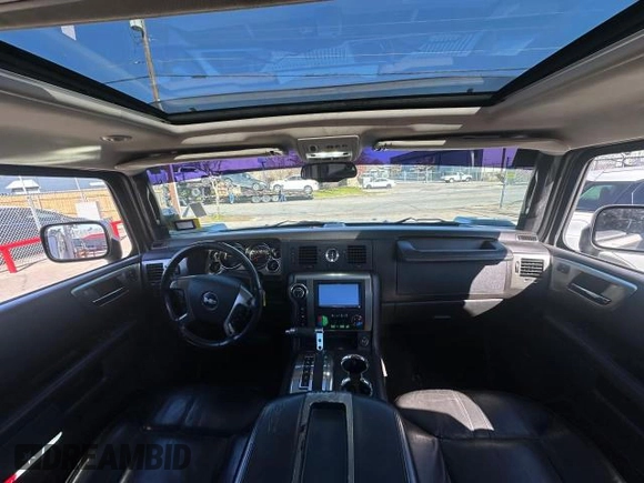 2008 Hummer H2 SUT with VIN 5GRGN22808H100335, listed as a Copart auction lot 41917985 with 192,160 mi miles and Clean Title. Bid and sale history available at carsss.com. Image 9.
