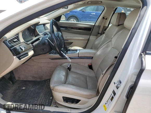 2009 BMW 7 Series 750Li with VIN WBAKB83599CY58147, listed as a Copart auction lot 59238475 with 124,336 mi miles and Salvage title. Bid and sale history available at DreamBid. Image 7.