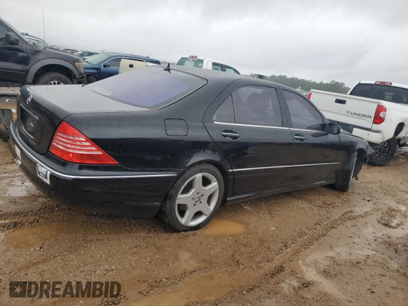 2005 Mercedes-Benz S-Class 4.3L with VIN WDBNG70J25A440157, listed as a Copart auction lot 79240744 with 136,844 mi miles and Salvage Title. Bid and sale history available at carsss.com. Image 3.