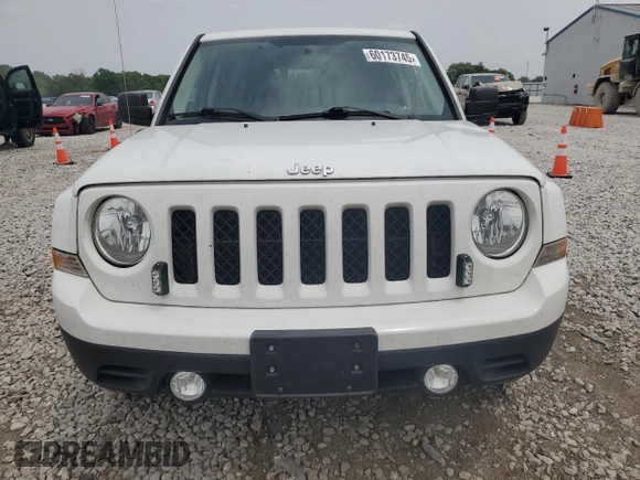 2015 Jeep Patriot Sport with VIN 1C4NJRBB2FD358059, listed as a Copart auction lot 60173745 with 129,984 mi miles and Salvage title. Bid and sale history available at DreamBid. Image 5.