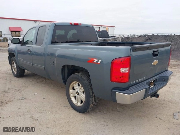 2009 Chevrolet Silverado 1500 LT with VIN 2GCEC29J591107227, listed as a IAAI auction lot 41394382 with 207,757 mi miles. Bid and sale history available at carsss.com. Image 3.