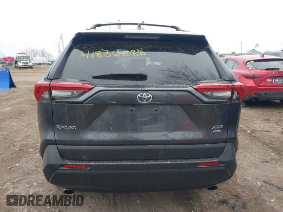 2024 Toyota RAV4 XLE with VIN 2T3P1RFV7RW442253, listed as a IAAI auction lot 41836085 with 31,378 mi miles and . Bid and sale history available at DreamBid. Image 17.