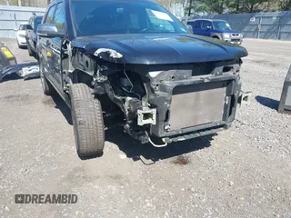 2019 Ford Explorer XLT z VIN 1FM5K8D83KGA01986, wystawiony jako IAAI lot #42114420 z przebiegiem 40 276 mil mil oraz . Historia ofert i sprzedaży dostępna na DreamBid. Obrazek 6.