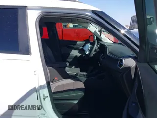 2024 Chevrolet TrailBlazer LT with VIN KL79MPSL8RB162579, listed as a IAAI auction lot 41837973 with 8,789 mi miles and . Bid and sale history available at DreamBid. Image 5.
