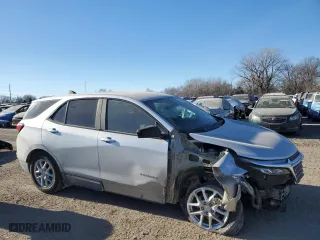2022 Chevrolet Equinox LS with VIN 3GNAXSEV1NS150089, listed as a Copart auction lot 42914635 with 66,833 mi miles and Salvage Title. Bid and sale history available at carsss.com. Image 4.