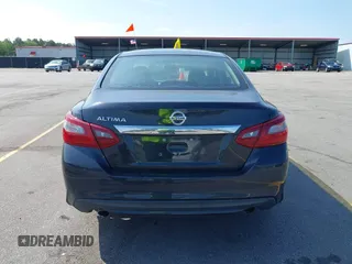 2018 Nissan Altima SR with VIN 1N4AL3AP8JC224924, listed as a IAAI auction lot 42145463 with 124,748 mi miles and . Bid and sale history available at carsss.com. Image 17.