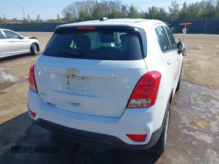 2017 Chevrolet Trax LS with VIN 3GNCJKSB5HL159624, listed as a IAAI auction lot 41788108 with 150,010 mi miles. Bid and sale history available at carsss.com. Image 4.