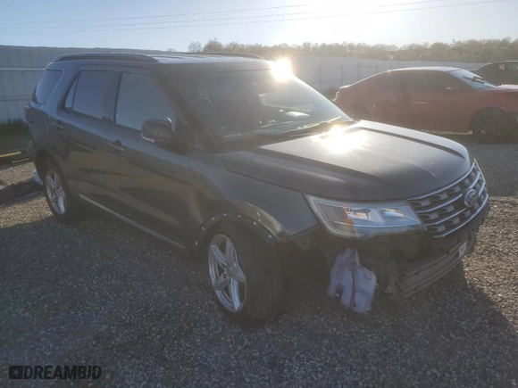 2016 Ford Explorer XLT with VIN 1FM5K8D84GGD29487, listed as a Copart auction lot 48382185 with 116,883 mi miles and Salvage Title. Bid and sale history available at carsss.com. Image 4.