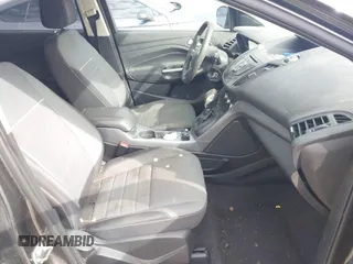 2015 Ford Escape SE with VIN 1FMCU0G76FUC75566, listed as a IAAI auction lot 41896028 with 207,656 mi miles. Bid and sale history available at carsss.com. Image 5.