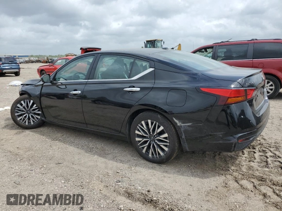 2024 Nissan Altima 2.5 SV with VIN 1N4BL4DVXRN386333, listed as a Copart auction lot 51134815 with 33,452 mi miles and Salvage Title. Bid and sale history available at carsss.com. Image 2.